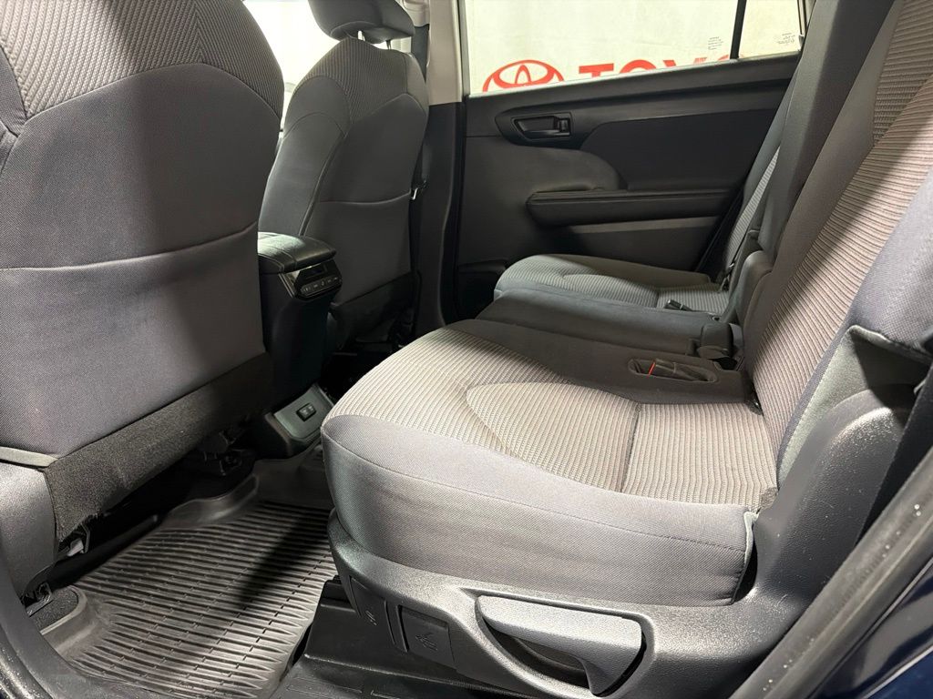2020 Toyota Highlander 20