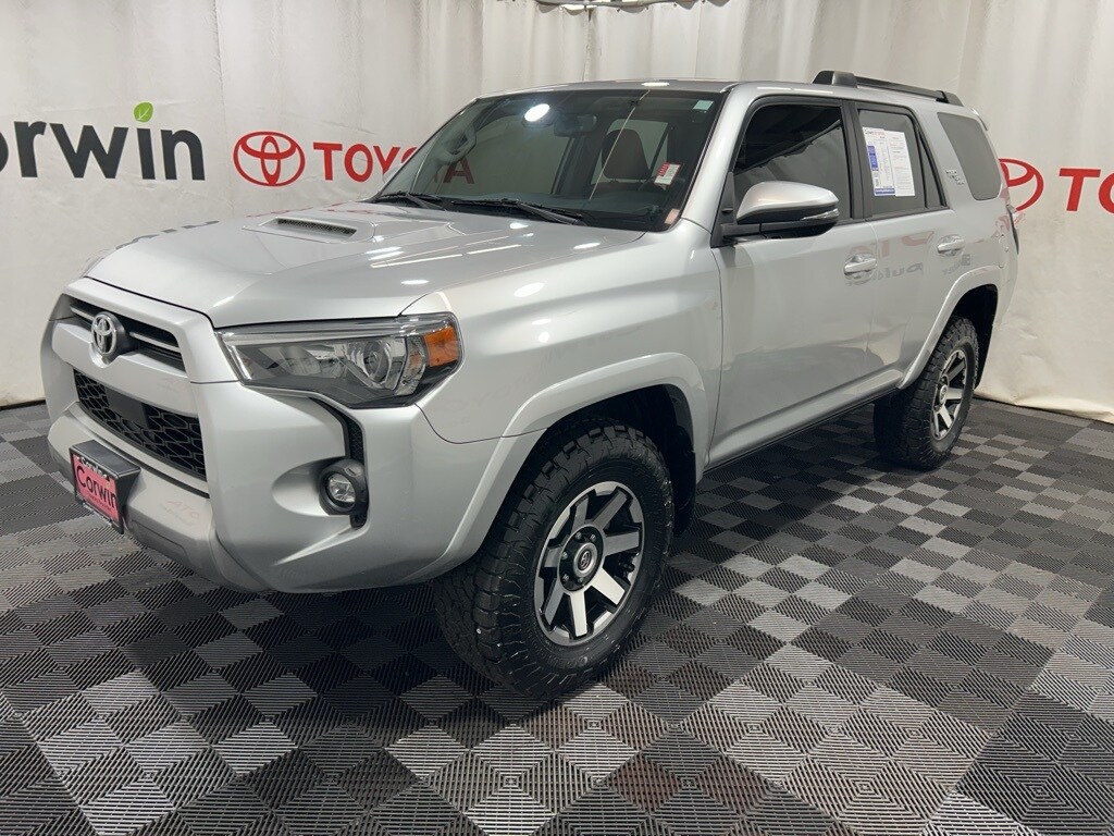 2023 Toyota 4Runner TRD Off-Road Premium photo 4
