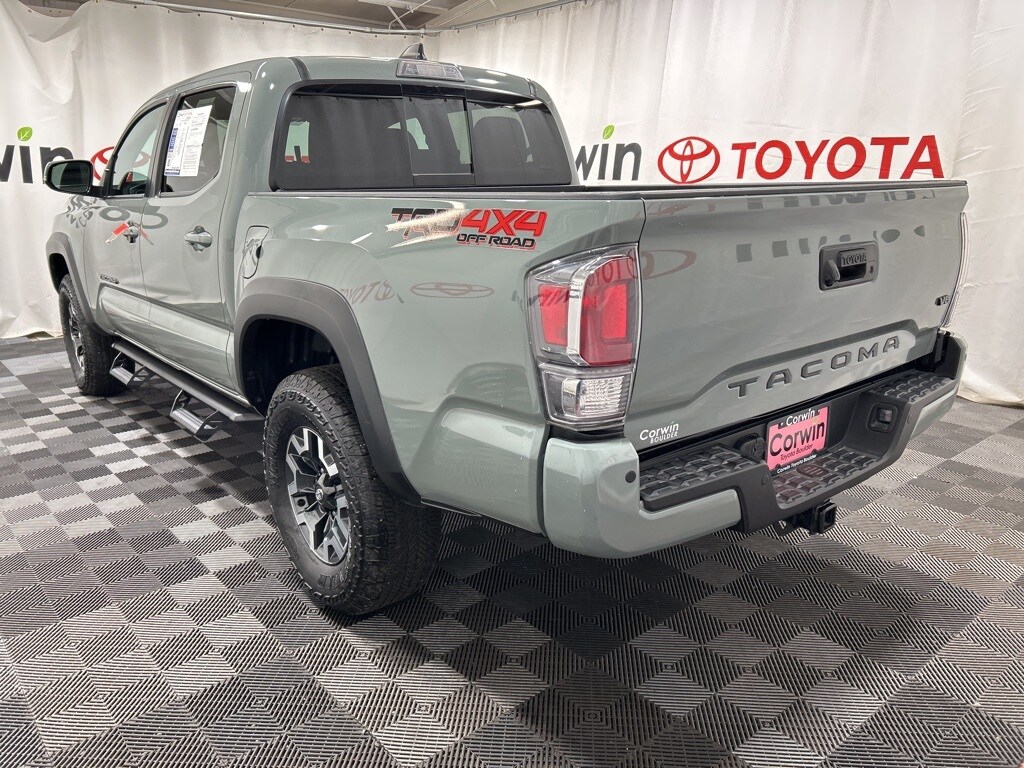 2023 Toyota Tacoma TRD Off-Road photo 4