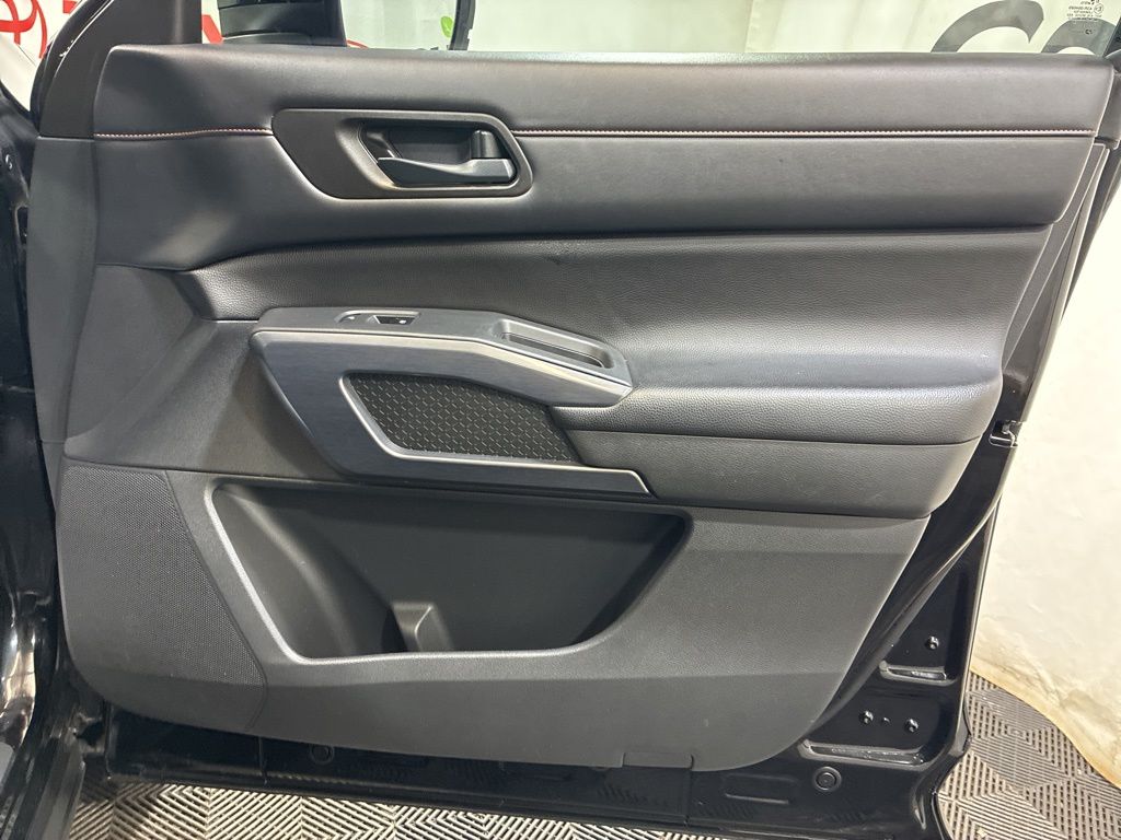 2023 Nissan Pathfinder Rock Creek - Photo 9