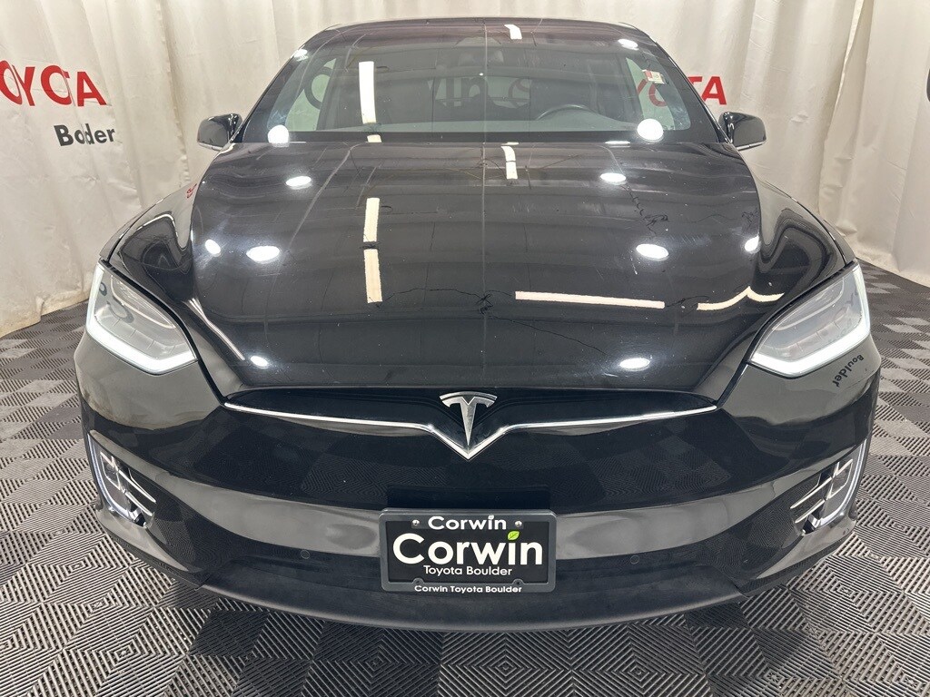 2018 Tesla Model X 75D photo 2