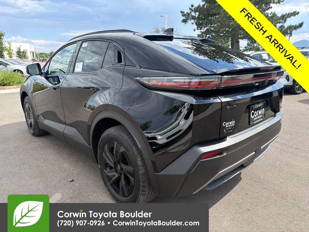 2026 Toyota C-HR SE - Photo 5