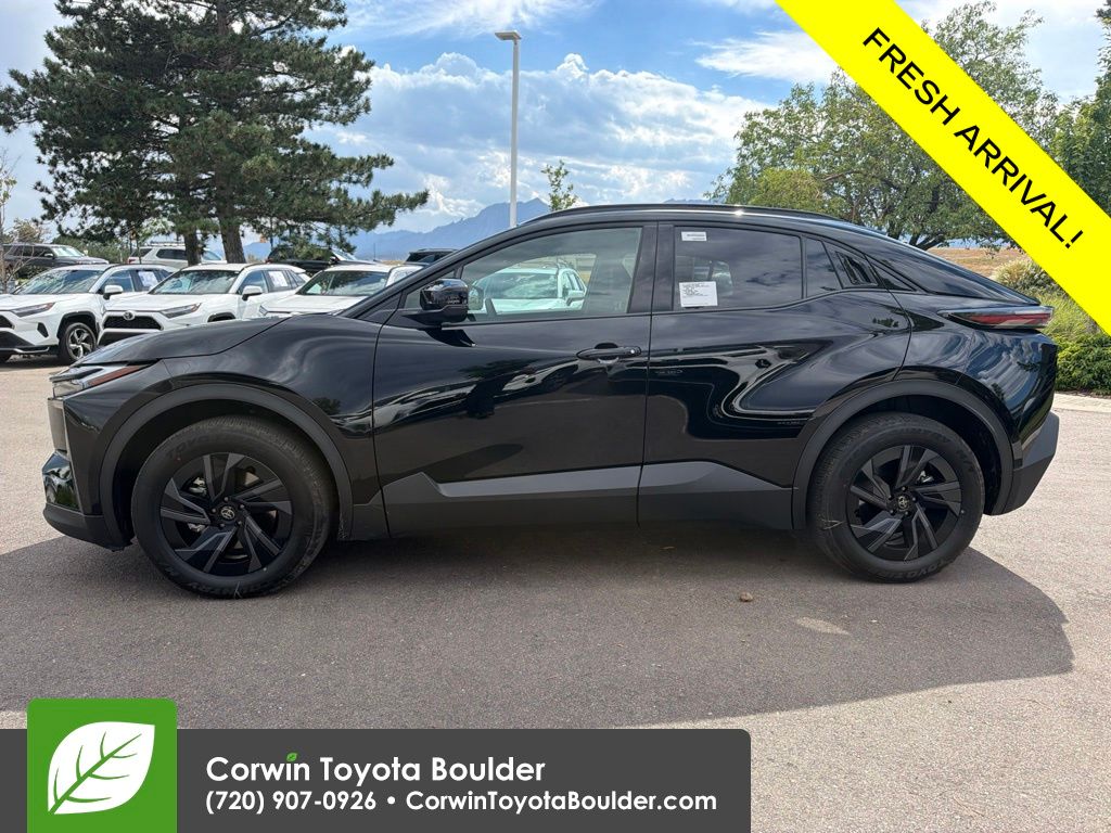 2026 Toyota C-HR SE - Photo 4