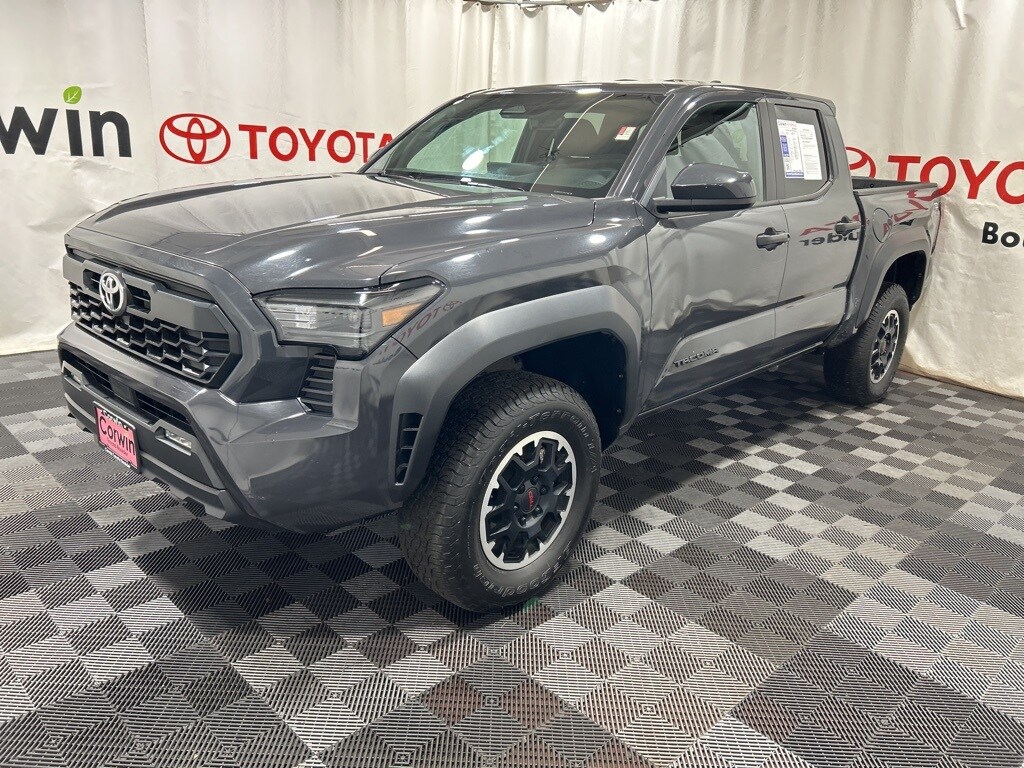 2024 Toyota Tacoma TRD Off-Road photo 4