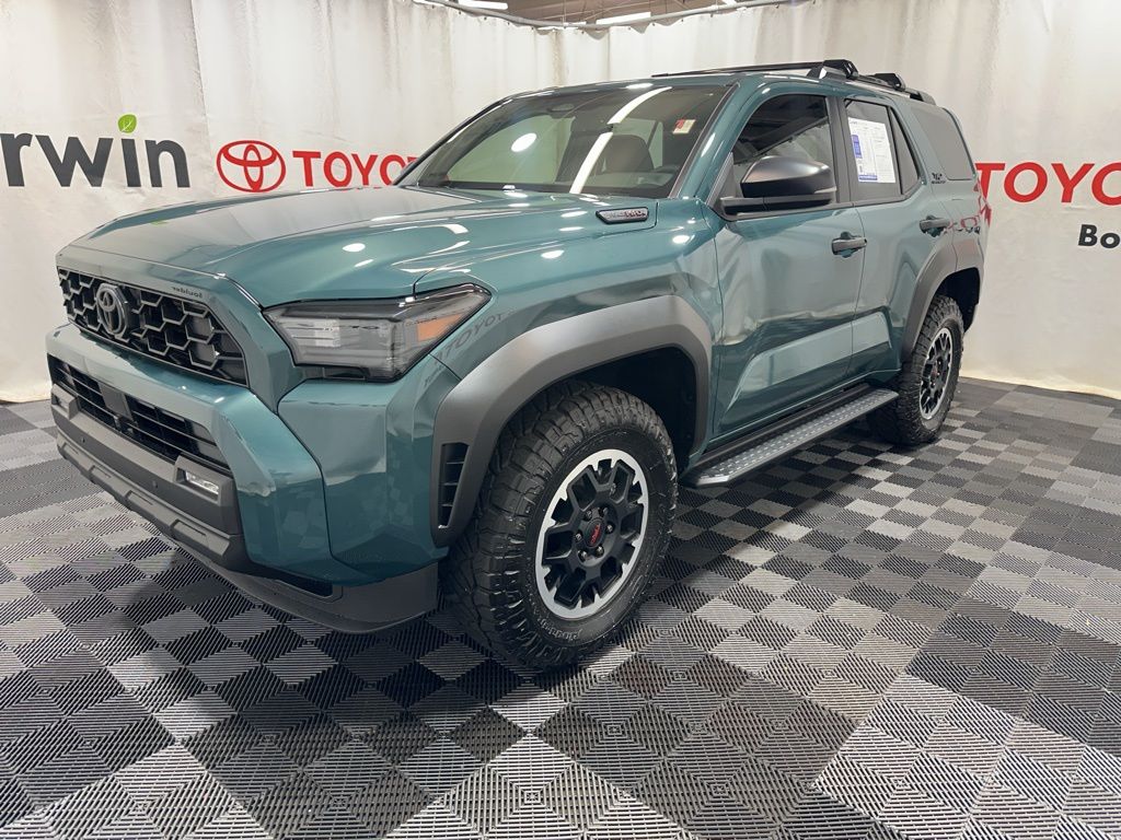 2025 Toyota 4Runner TRD Off-Road photo 3