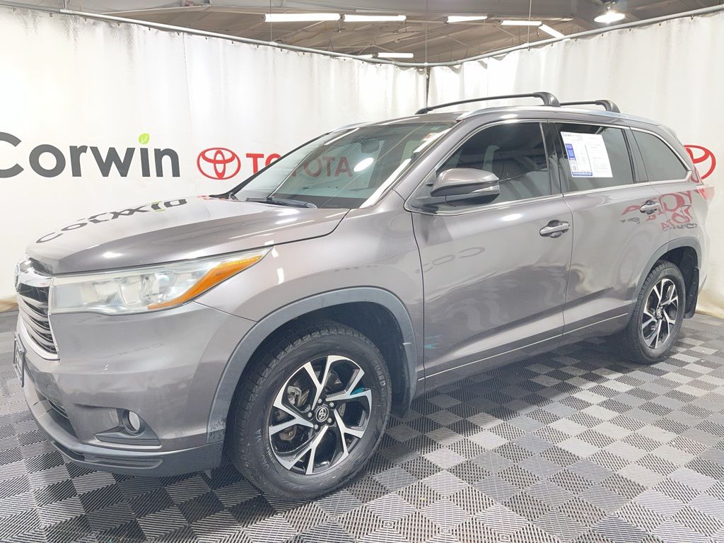 2015 Toyota Highlander Base Hybrid photo 3
