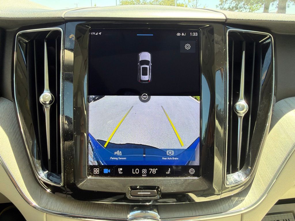 2023 Volvo XC60 Plus - Photo 32