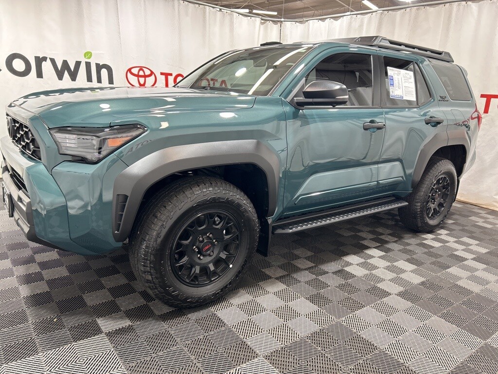 2025 Toyota 4Runner TRD Off-Road Premium photo 4