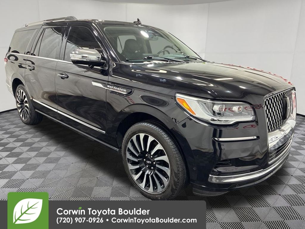 2023 Lincoln Navigator Black Label L 4WD's photo
