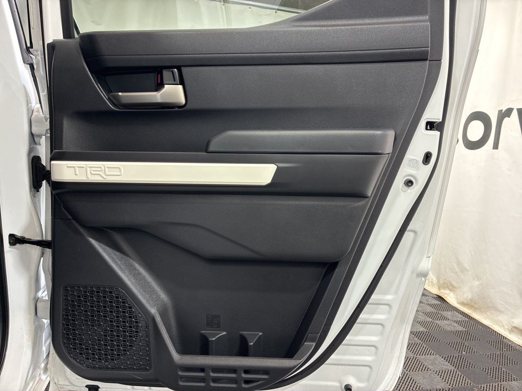 2024 Toyota Tacoma TRD Sport - Photo 11