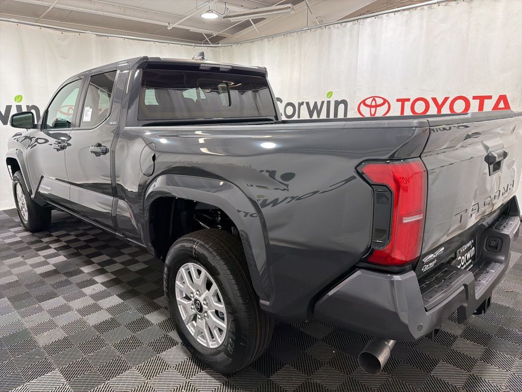2026 Toyota Tacoma photo 4