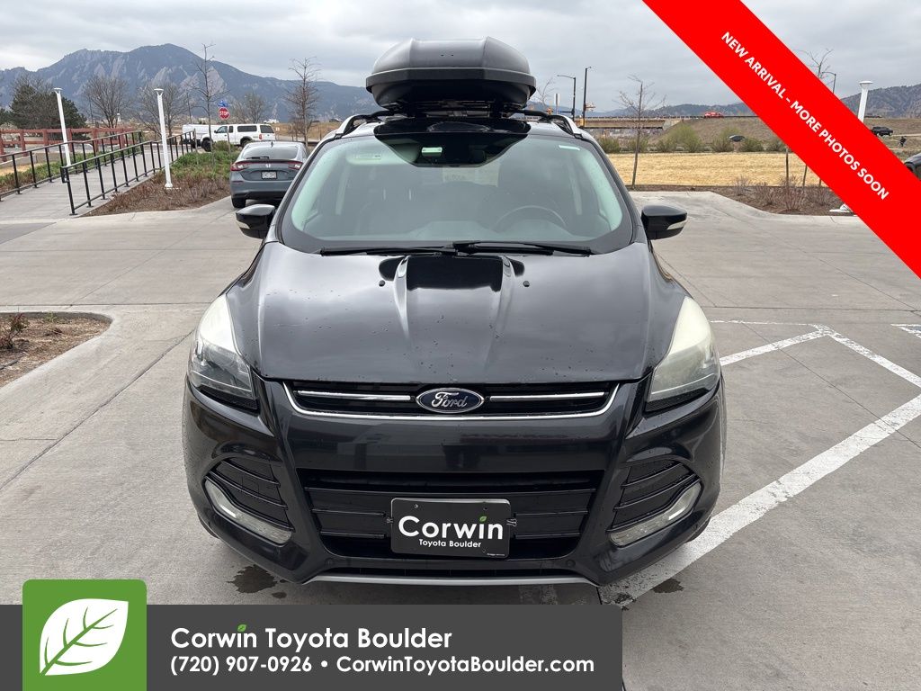 2015 Ford Escape Titanium photo 2