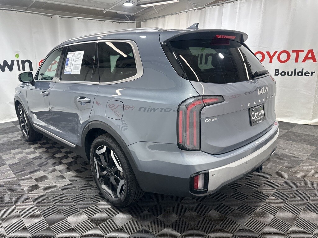 2024 Kia Telluride EX photo 4