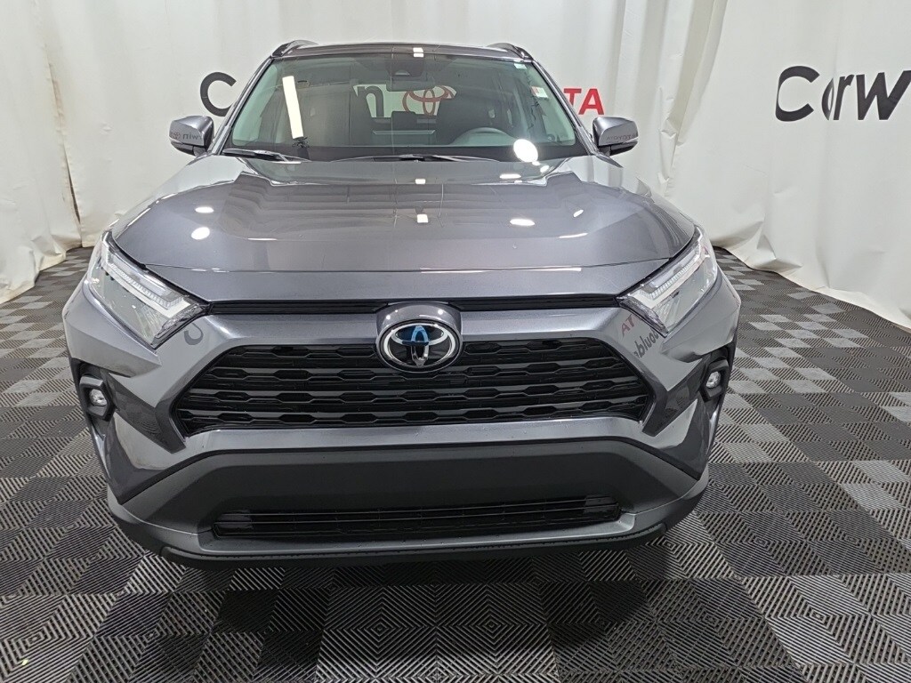 2025 Toyota RAV4 XLE Premium photo 2