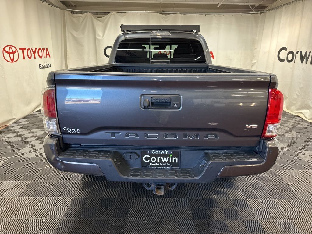 2023 Toyota Tacoma TRD Sport 4x4 photo 3