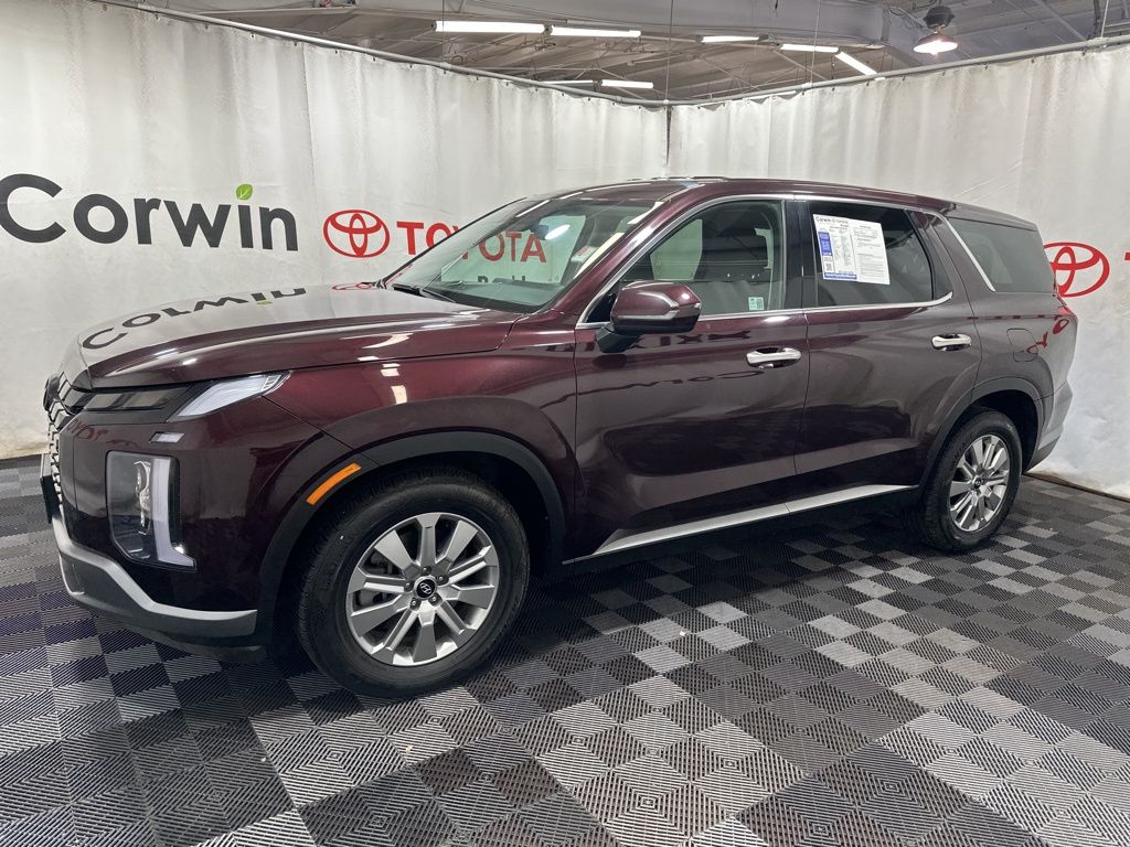 2024 Hyundai Palisade SE photo 2