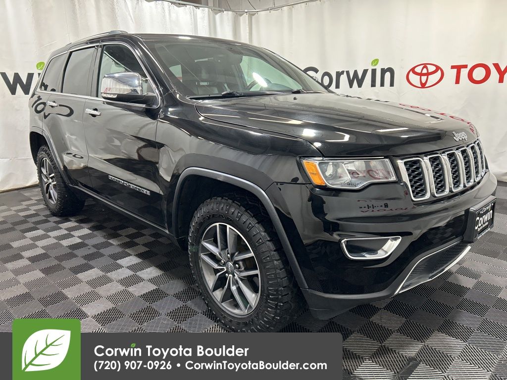 2017 Jeep Grand Cherokee Limited's photo