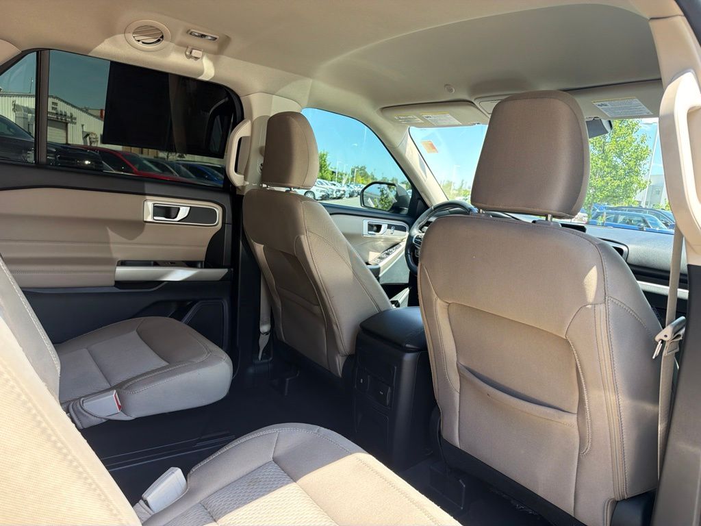 2023 Ford Explorer XLT - Photo 14