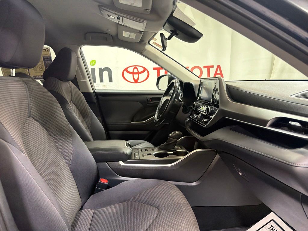 2020 Toyota Highlander 12
