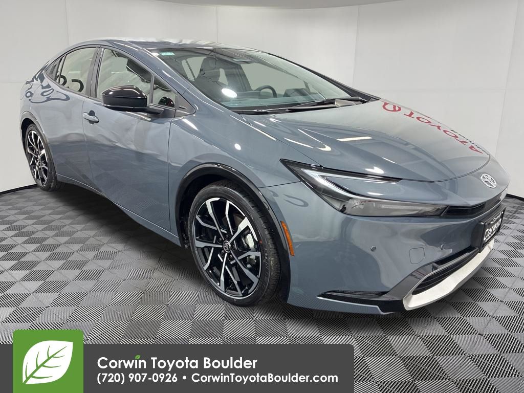 2025 Toyota Prius XSE Plug-in Hybrid's photo