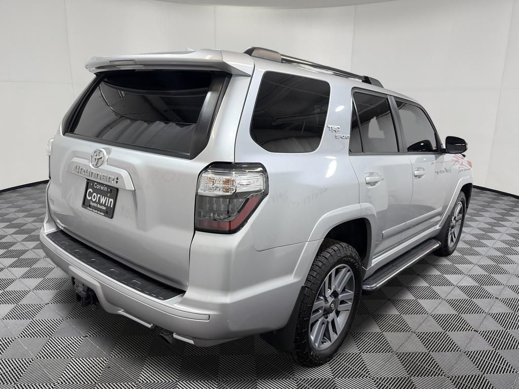 2022 Toyota 4Runner TRD Sport - Photo 8