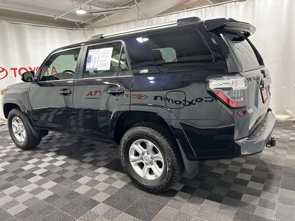2024 Toyota 4Runner SR5 Premium photo 4