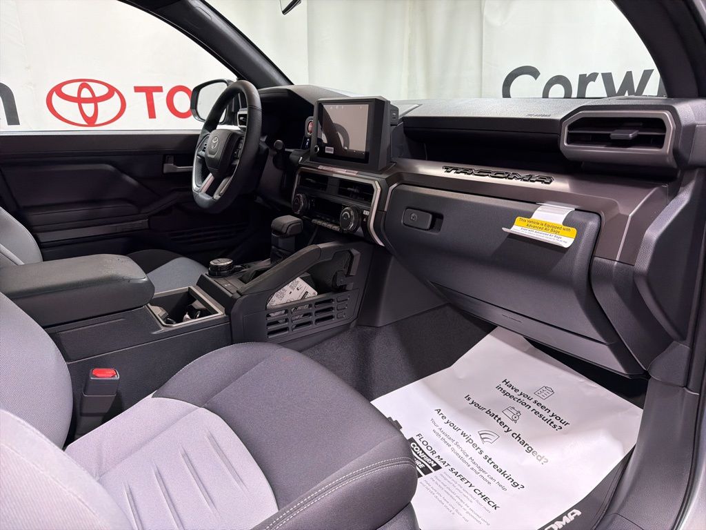 2026 Toyota Tacoma TRD Off-Road photo 3