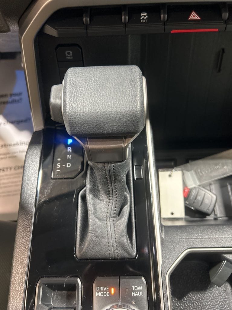 2024 Toyota Tundra SR5 - Photo 27