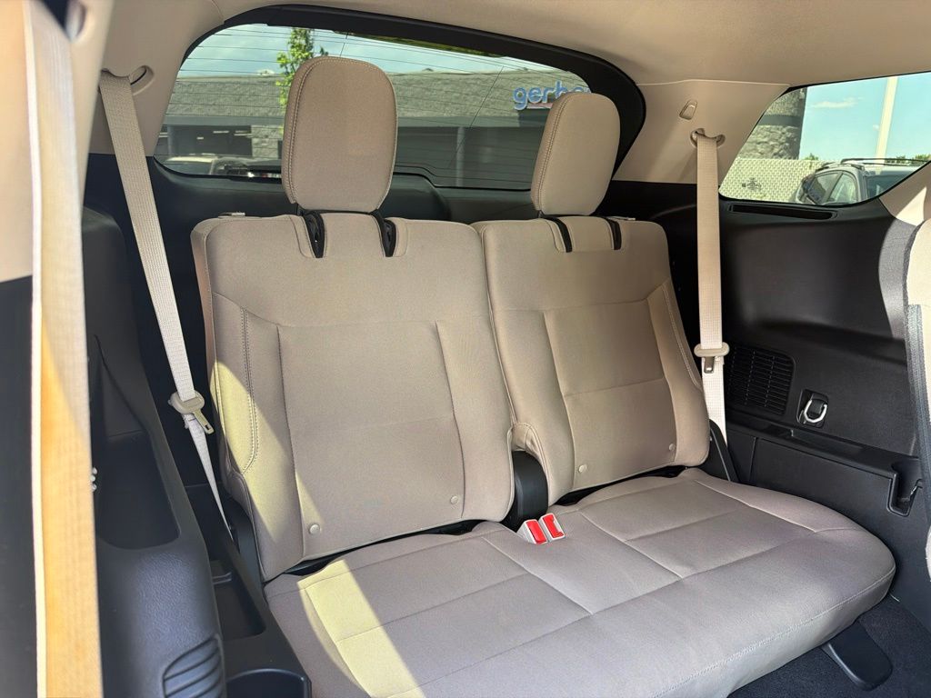 2023 Ford Explorer XLT - Photo 15