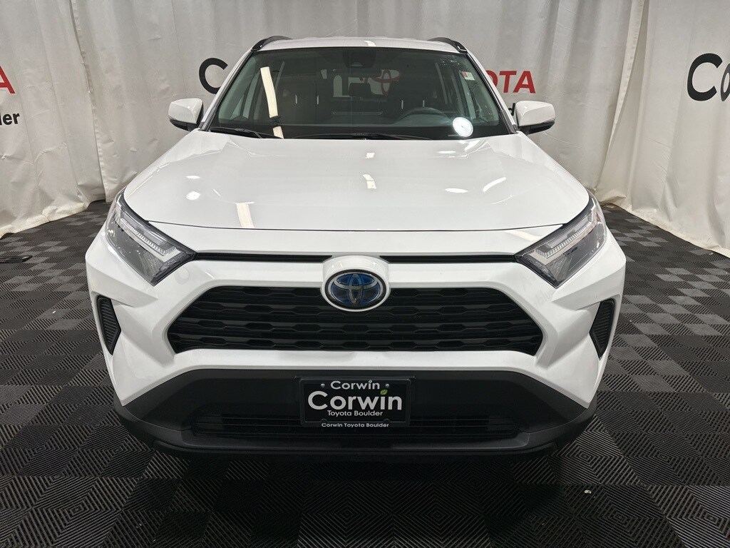 2024 Toyota RAV4 Hybrid LE photo 2