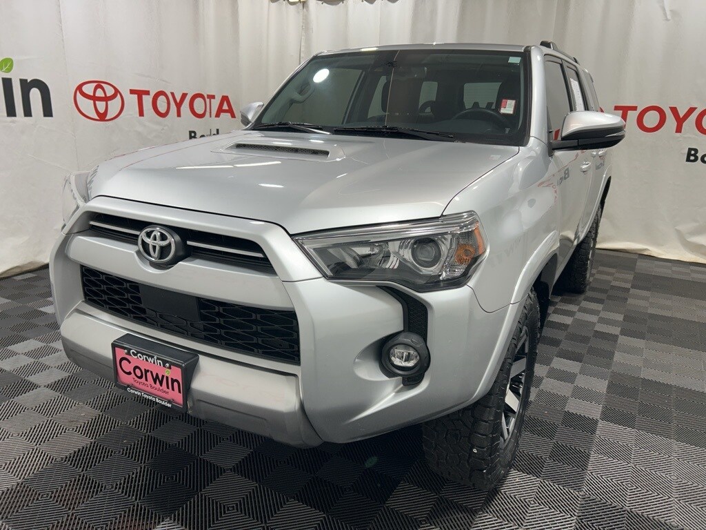 2023 Toyota 4Runner TRD Off-Road Premium photo 3