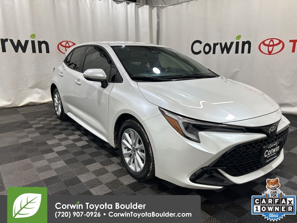 2024 Toyota Corolla Hatchback SE