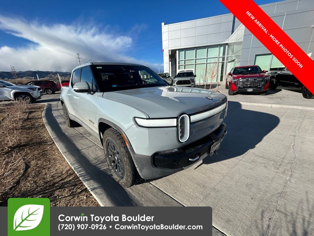 2023 Rivian R1T Adventure's photo