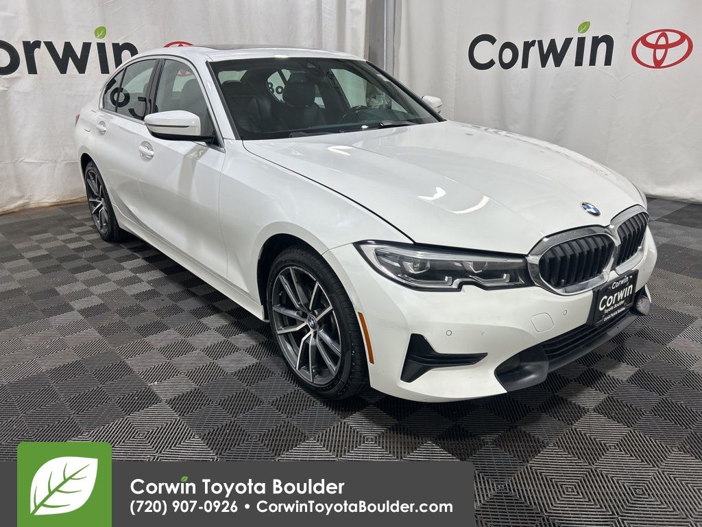 2019 BMW 3 Series 330i xDrive Sedan's photo
