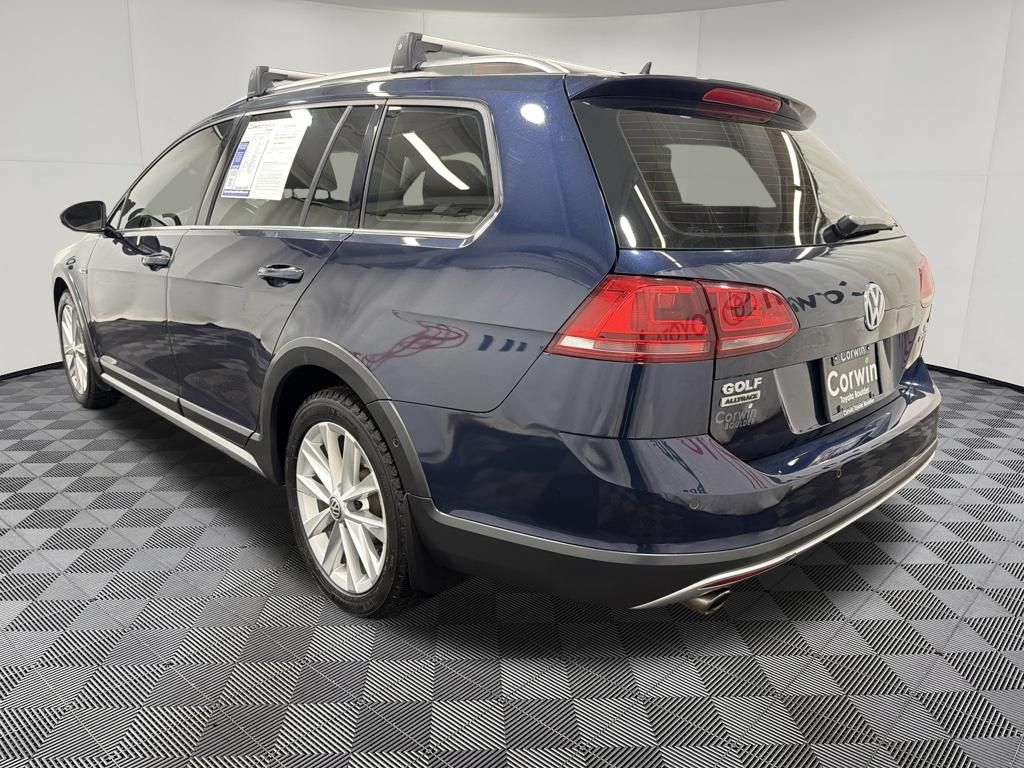 2017 Volkswagen Golf Alltrack 5