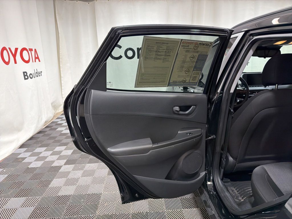 2023 Hyundai Kona SEL - Photo 16