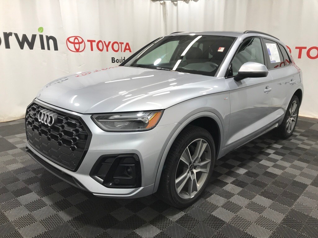 2025 Audi Q5 45 S line Premium photo 3