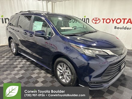 2026 Toyota Sienna LE Van Passenger Van