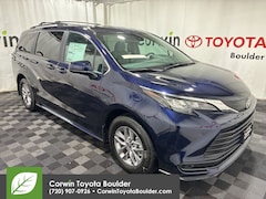 2026 Toyota Sienna LE Van Passenger Van