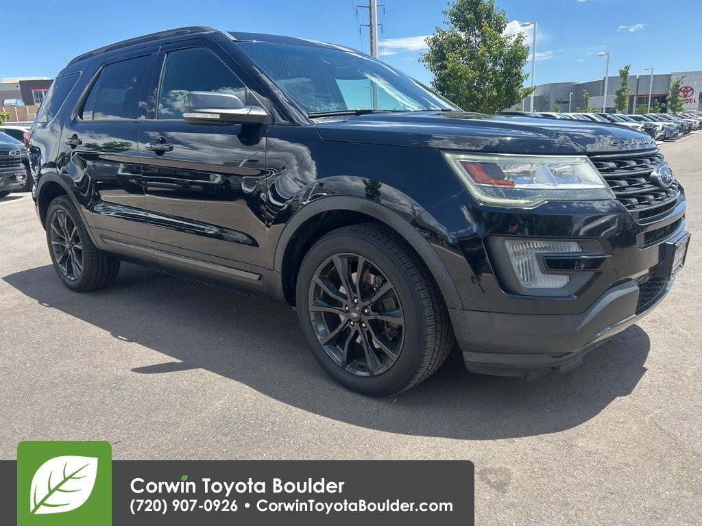 2017 Ford Explorer XLT 4WD's photo