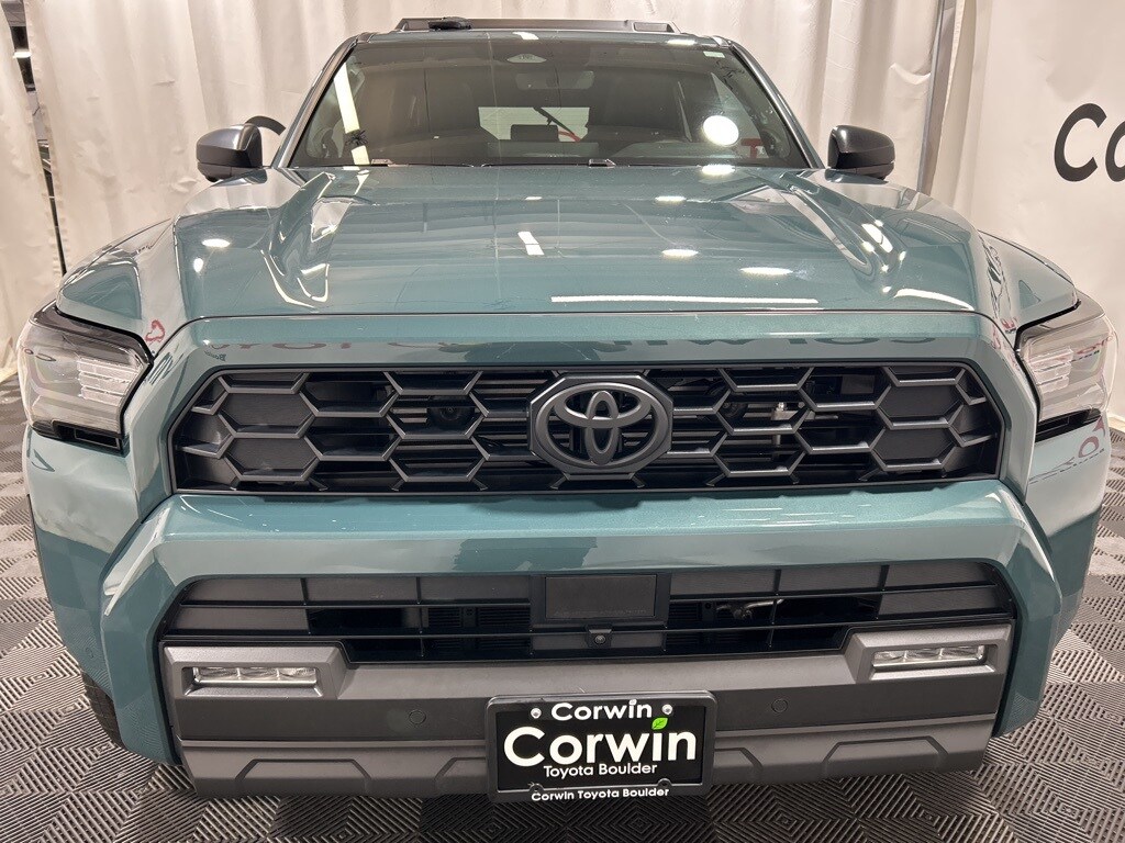 2025 Toyota 4Runner TRD Off-Road Premium photo 2