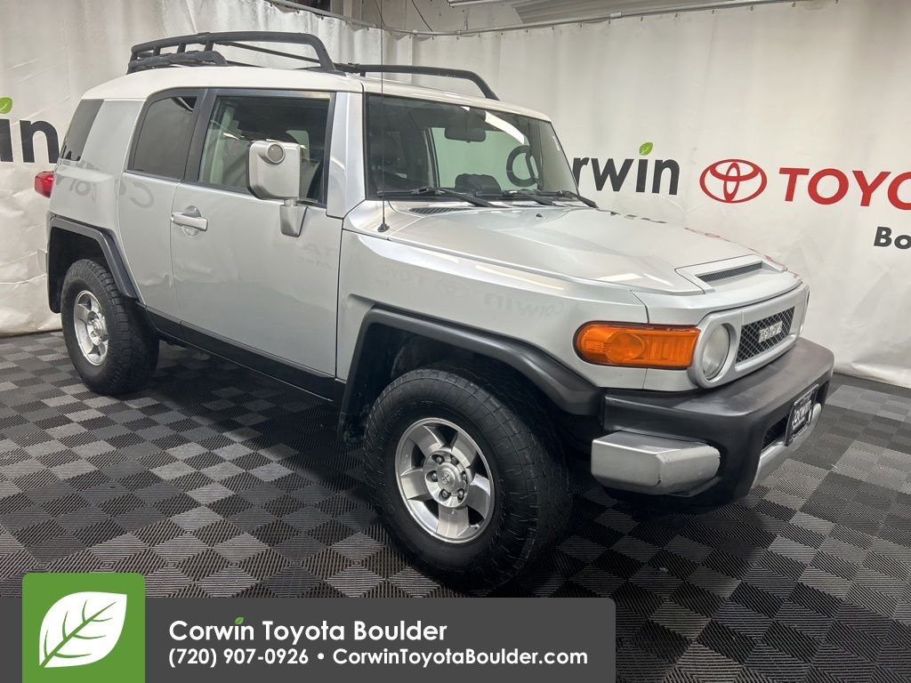 2008 Toyota FJ Cruiser Base's photo