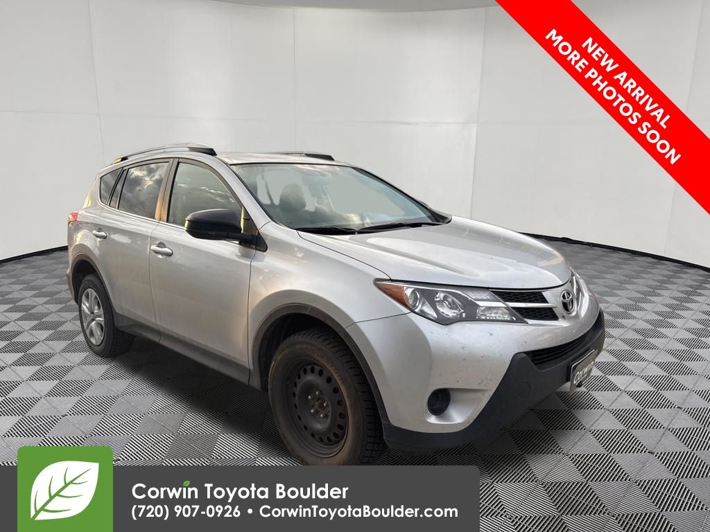 2015 Toyota RAV4 LE AWD's photo