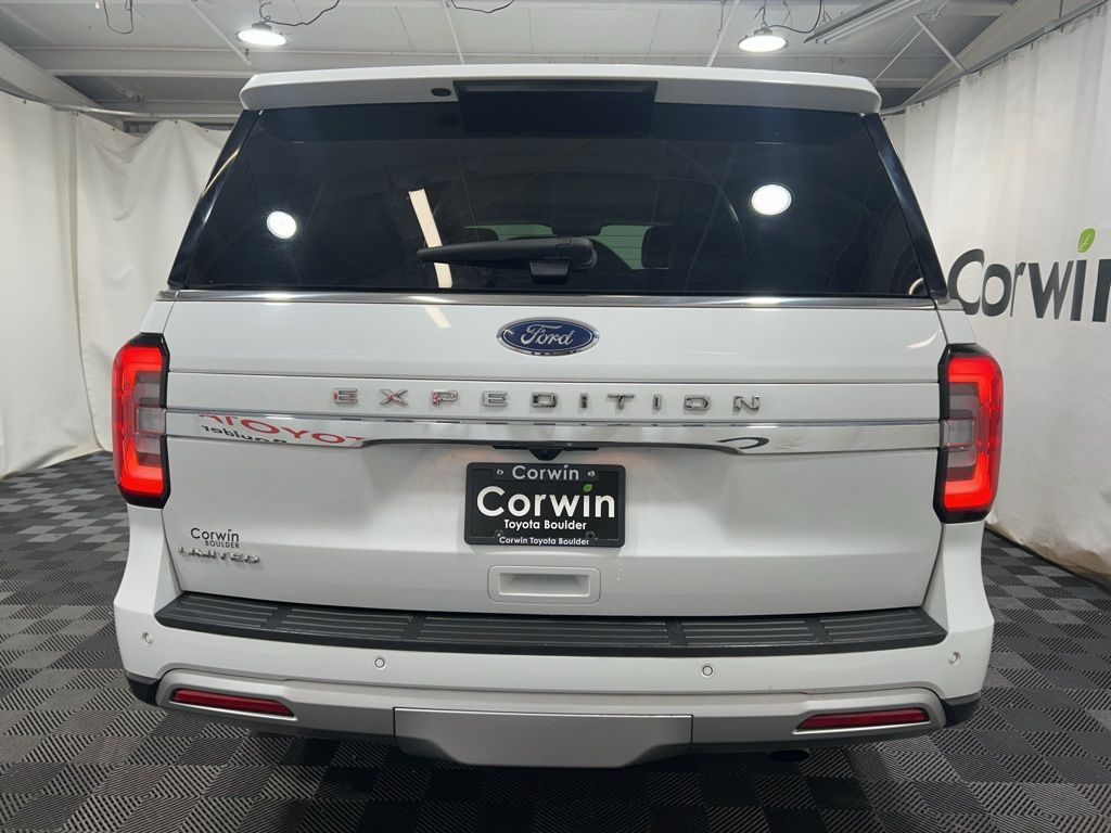 2023 Ford Expedition Limited photo 4