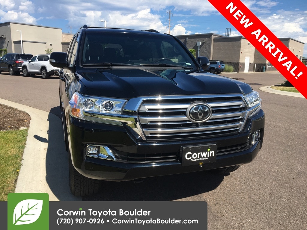 2018 Toyota Land Cruiser Base