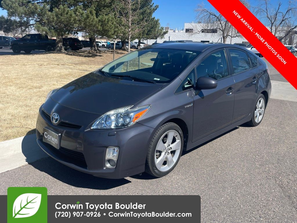 2010 Toyota Prius V photo 3
