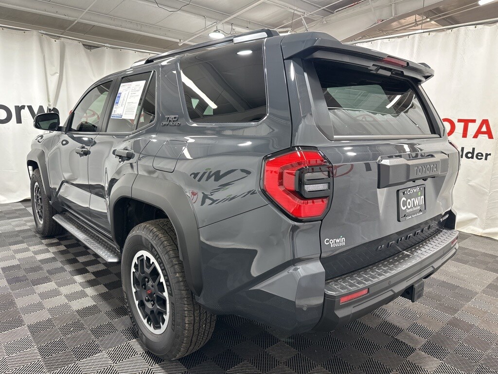 2025 Toyota 4Runner TRD Off-Road photo 2