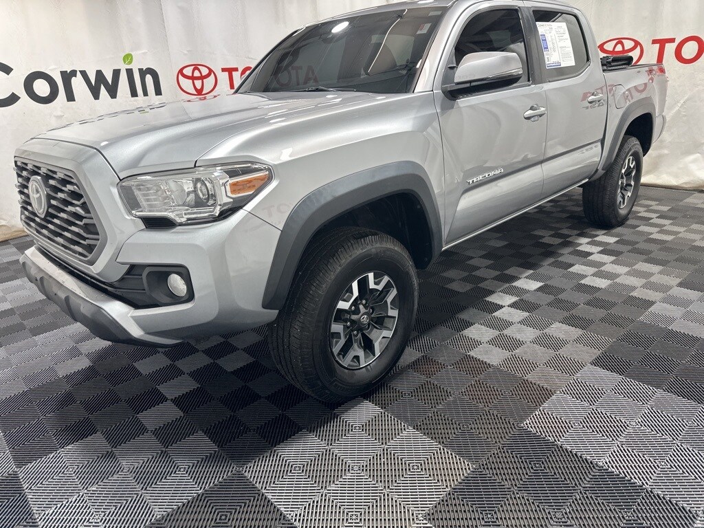2021 Toyota Tacoma TRD Off-Road photo 3