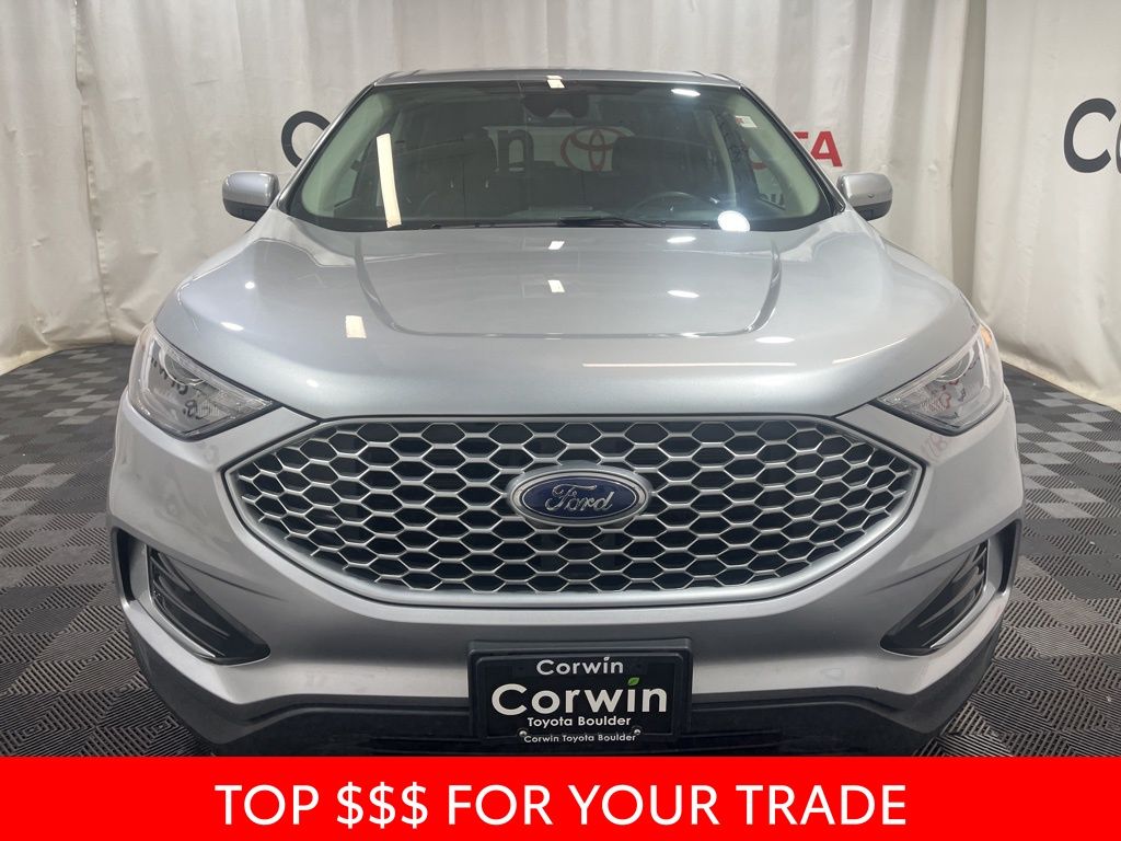 2024 Ford Edge SEL photo 2