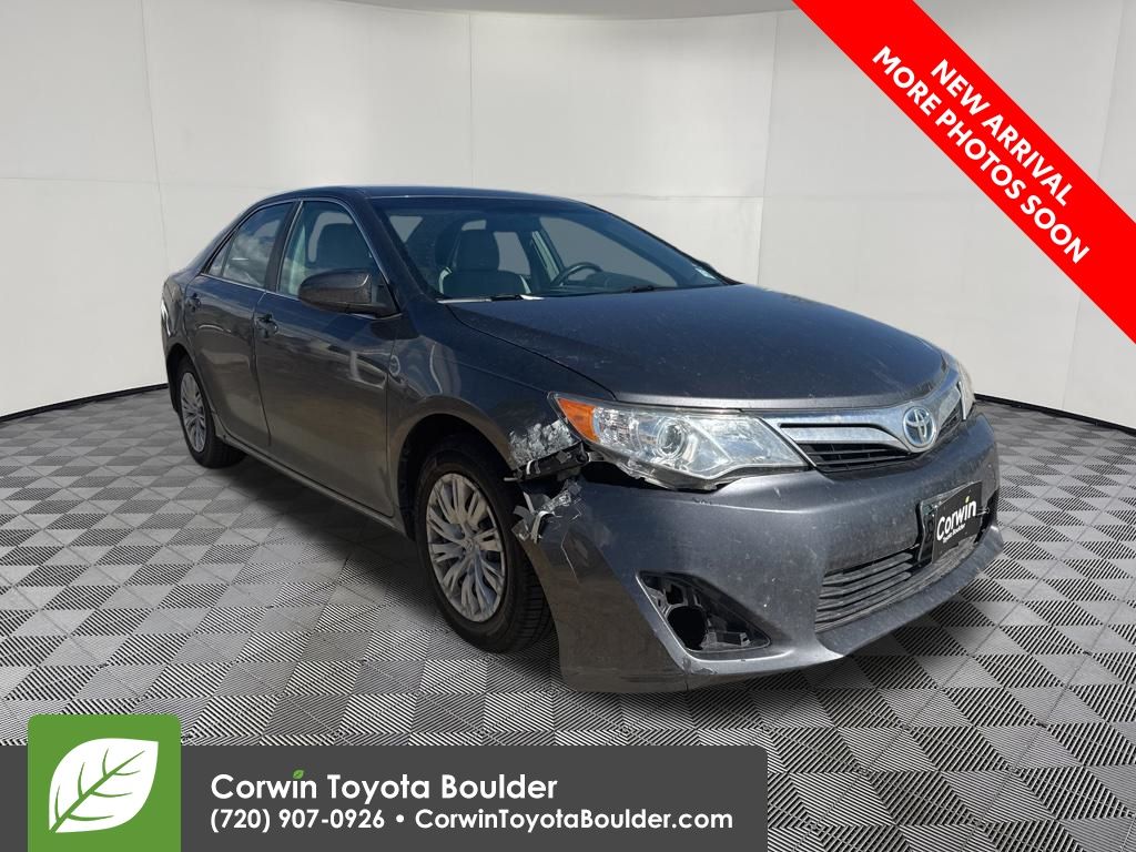 2013 Toyota Camry's photo